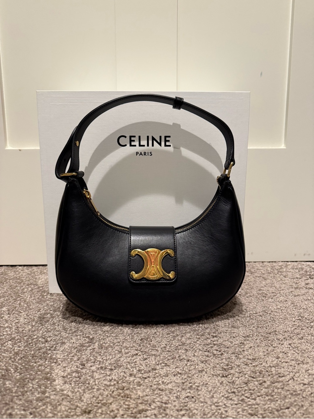 Celine Black Leather Triomphe Shoulder Bag - Picture 5 of 12